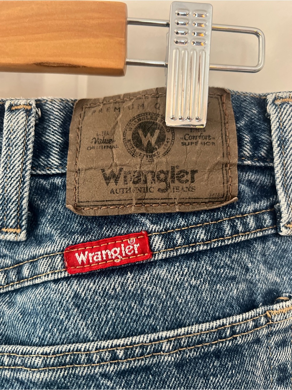 Wrangler Authentic Jeans - Blue Denim | Vintage Jeans Stlye